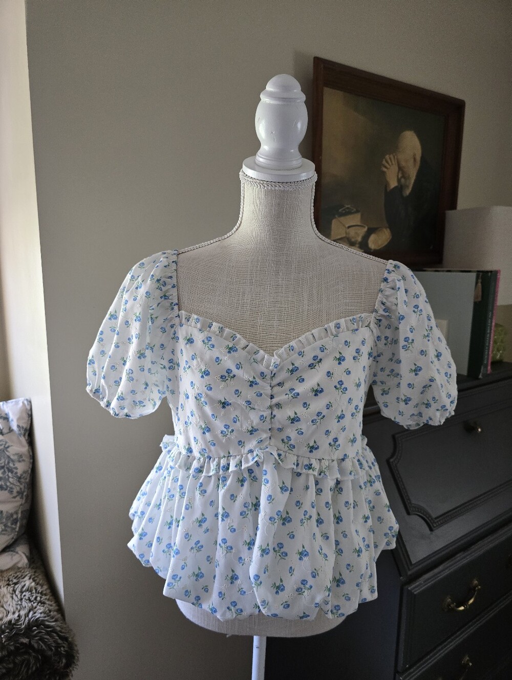 Arula Size XL womens Ditsy Floral Print Bubble Hem Cropped Puff Sleeves Top